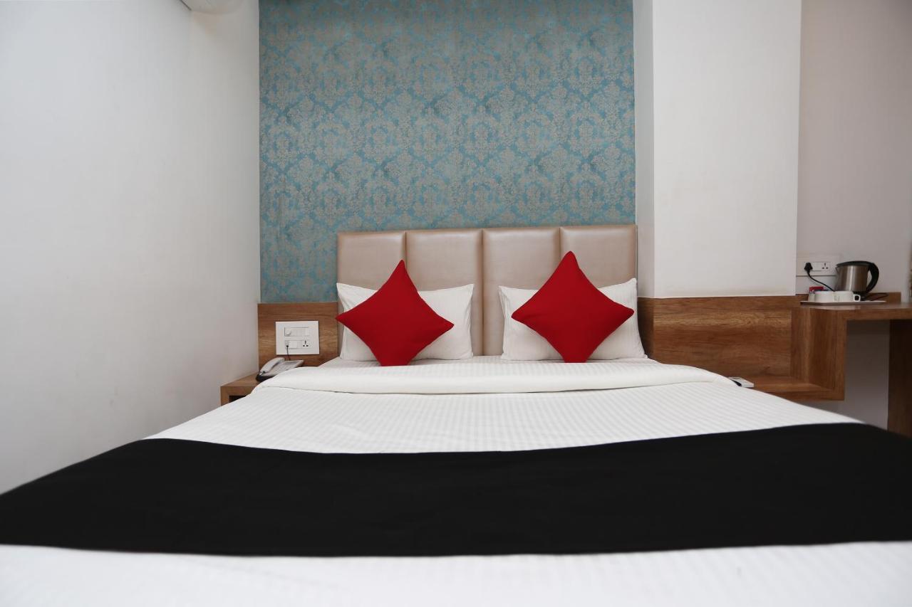 Hotel Yelchiko バラナシ エクステリア 写真